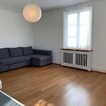 Auessere Apartment