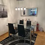 Schoene Suite In Der City Of Basel