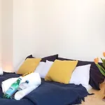 Studio Silver, Cosy-Central-City Appartment