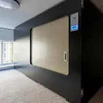 Mue Cubes - Capsule Hotel