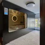 Mue Cubes - Capsule Hotel