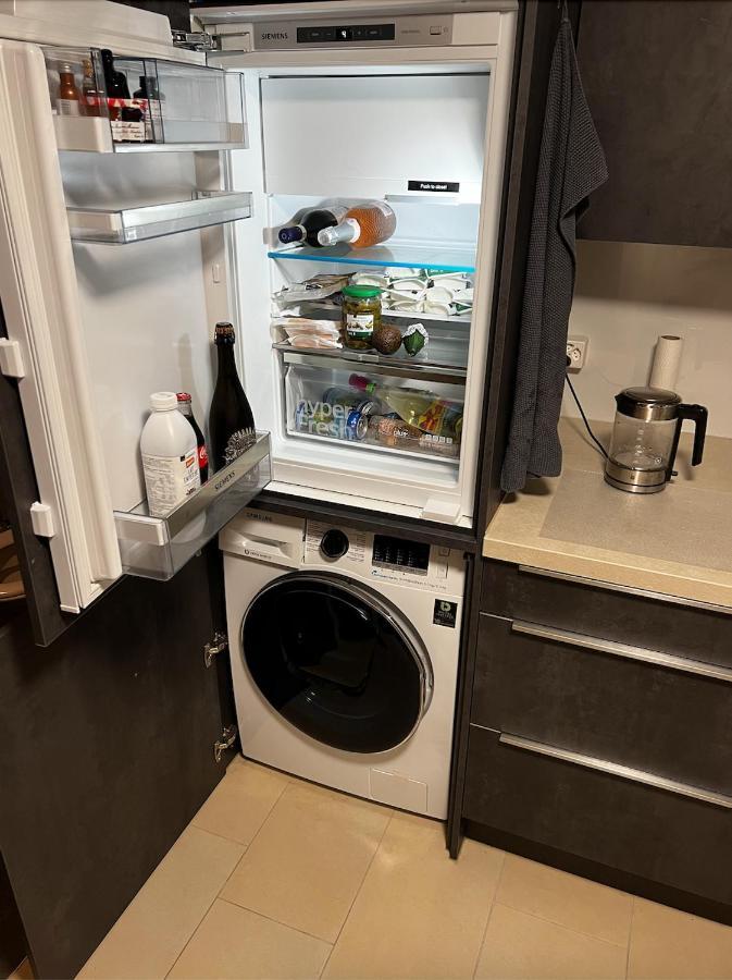Apartment Cozy New Flat 40sqm, Onfront Busstation, 10min To Centre Basel