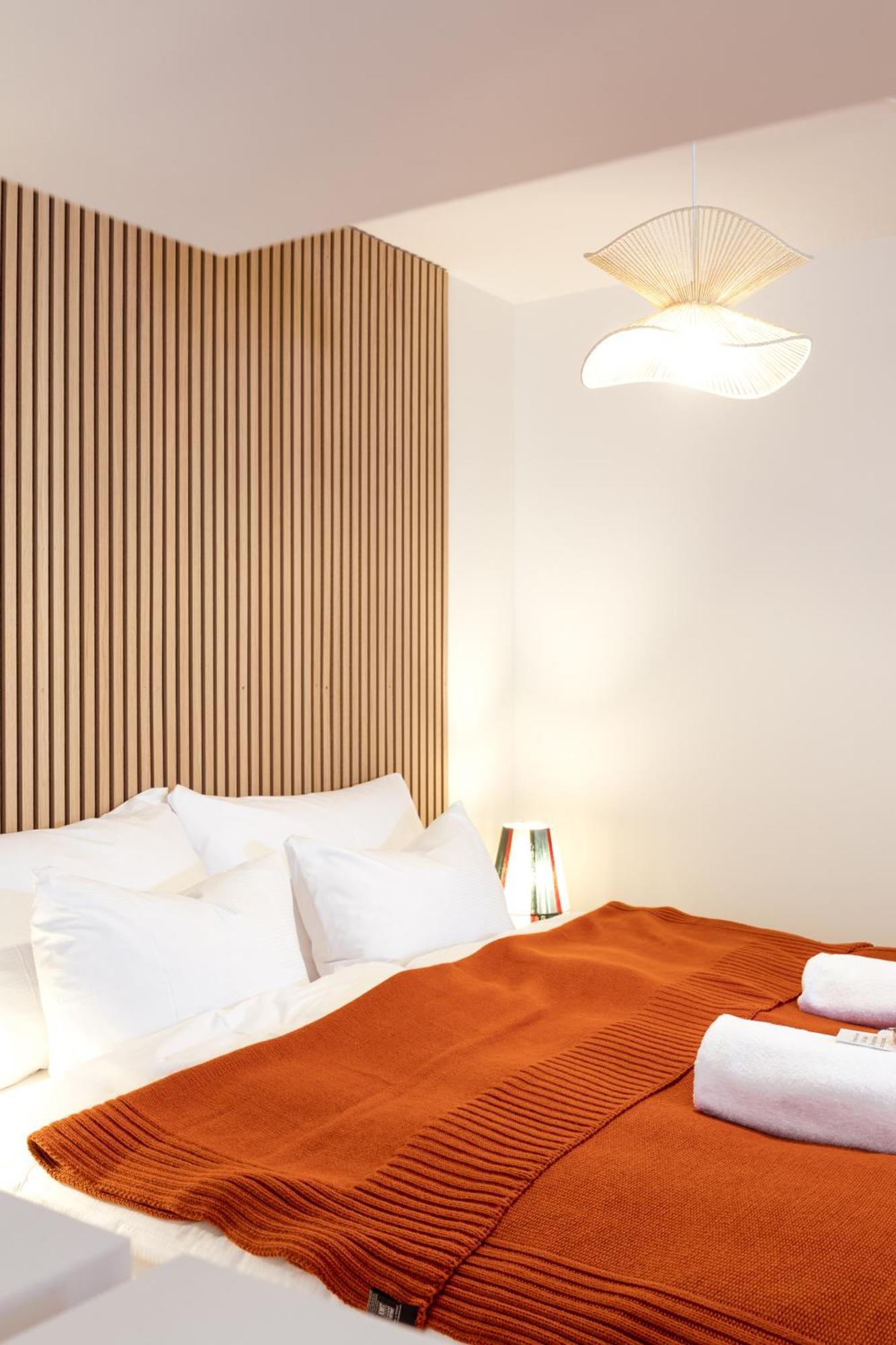 Boutique Im Trendigen Quartier Am Rhein Appartement