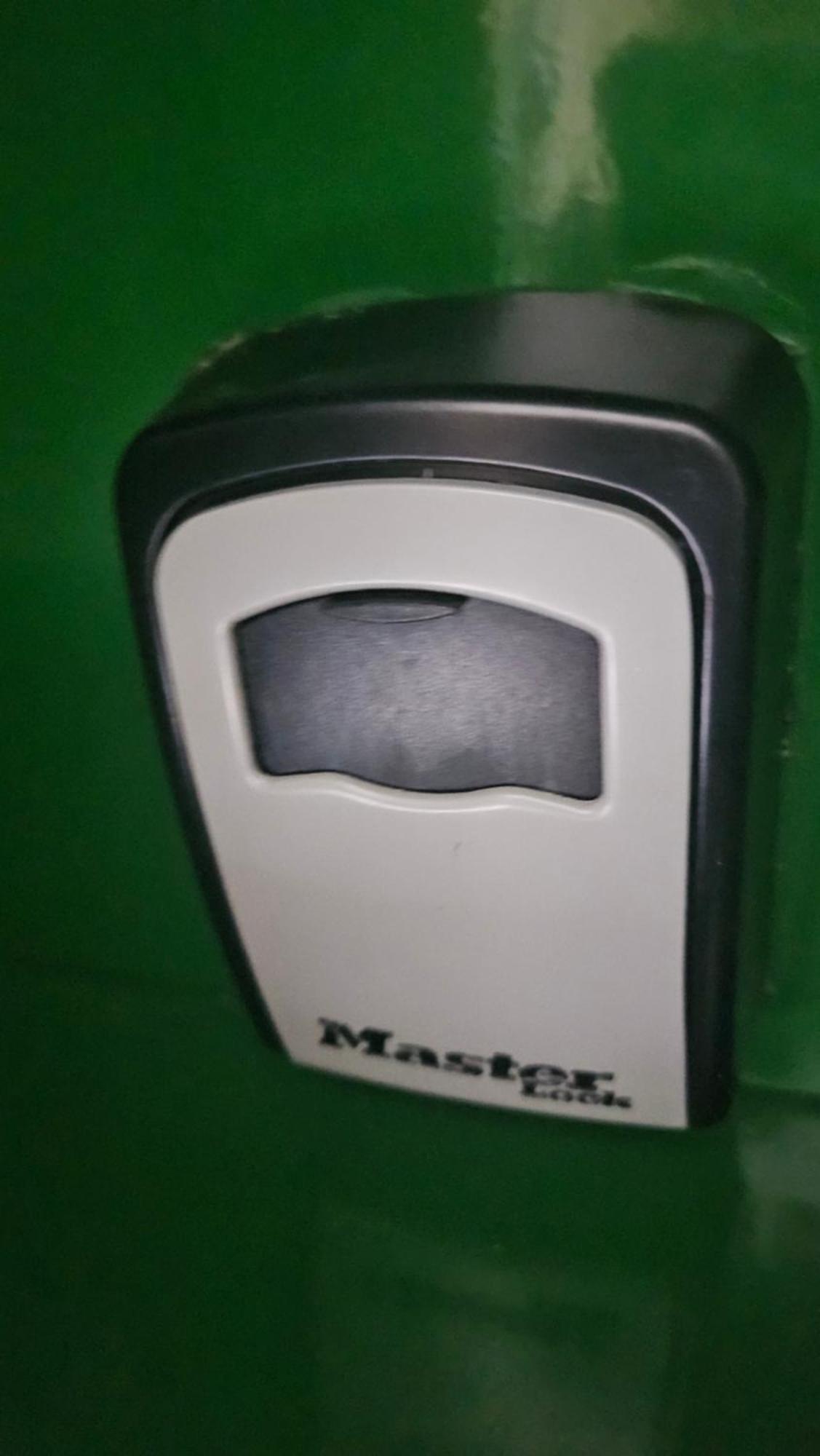 Ruhige 2-zi-wohnung Mit Garage Appartement *
