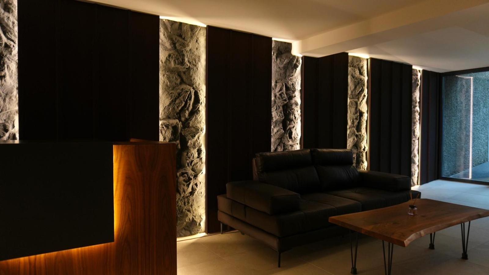 Aparthotel Luxe Living Basel-city *