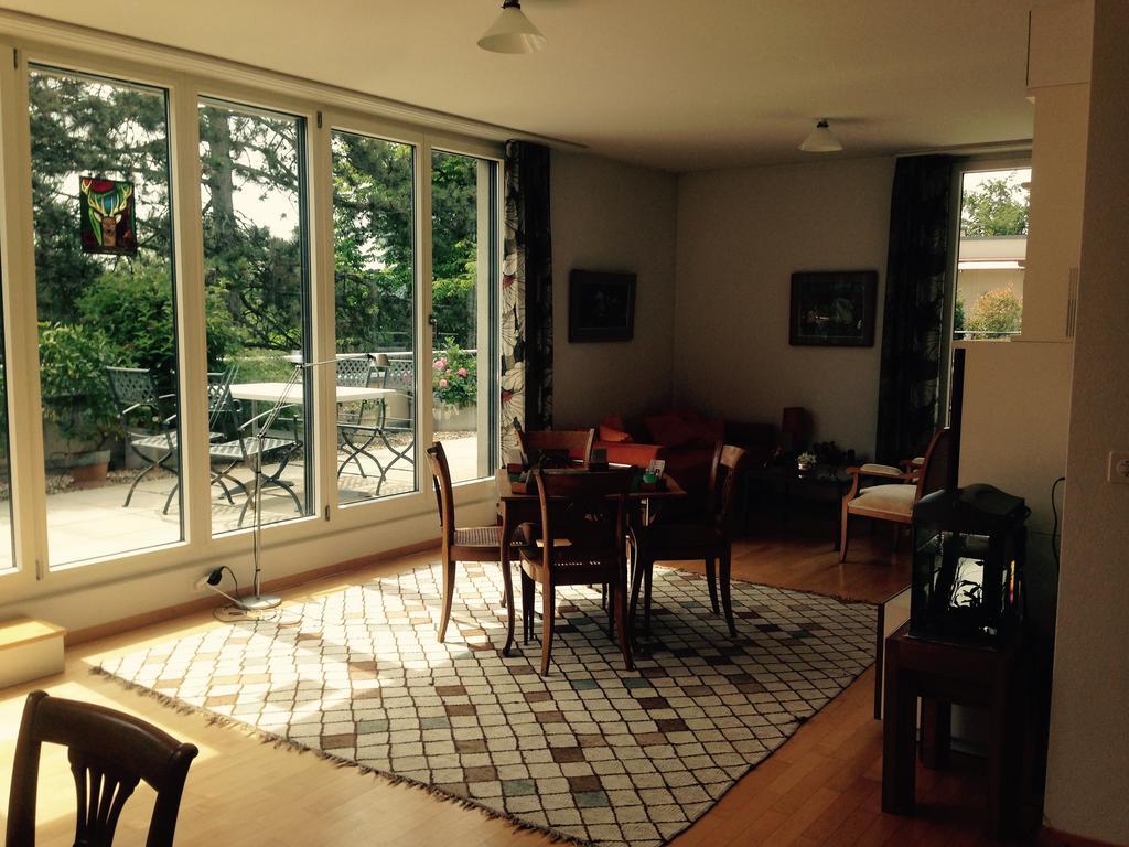 Avliving Flat With Roof Garden Apartment *