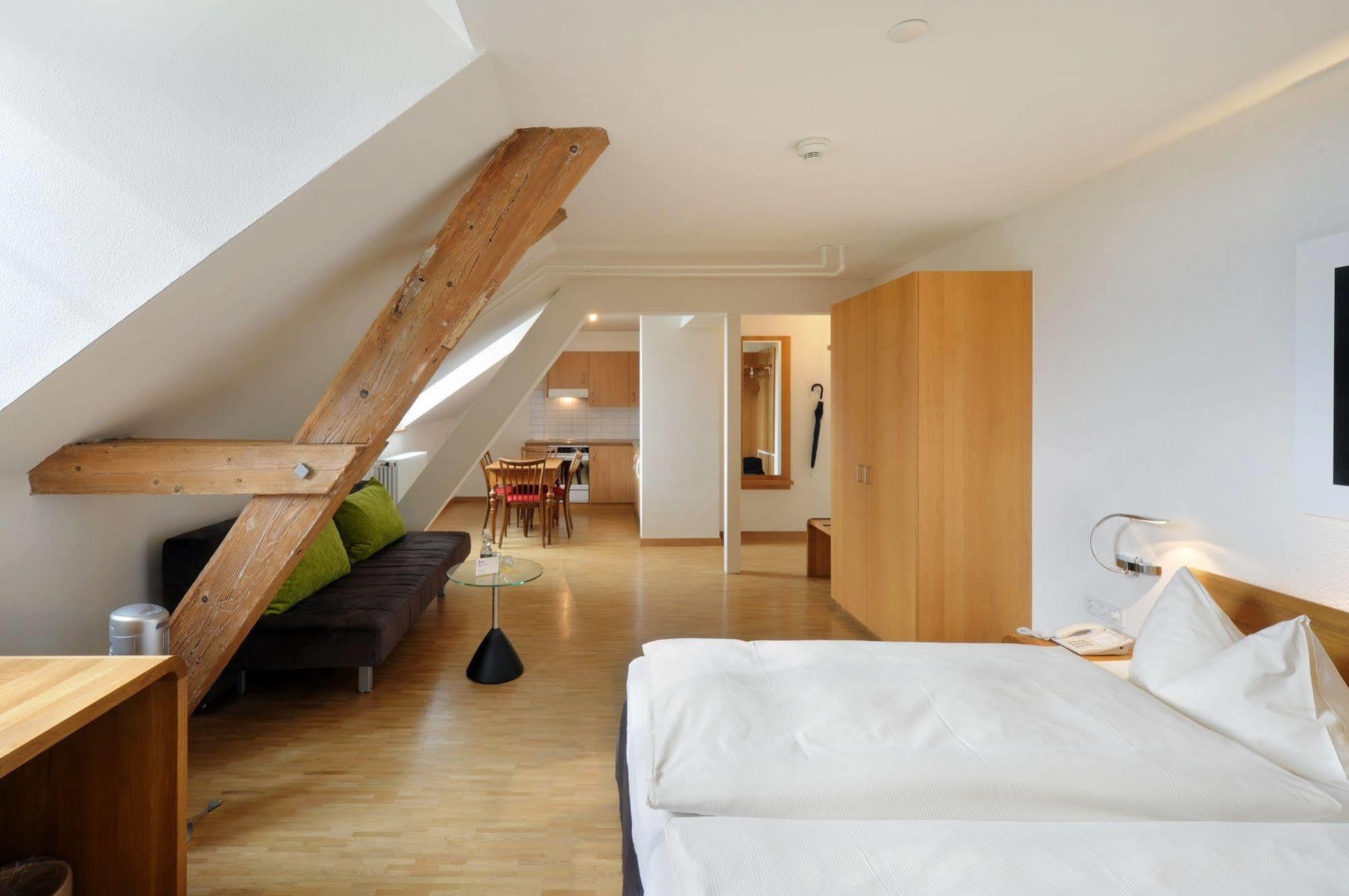 Odelya - Stadthotel Im Park Hotel Basel
