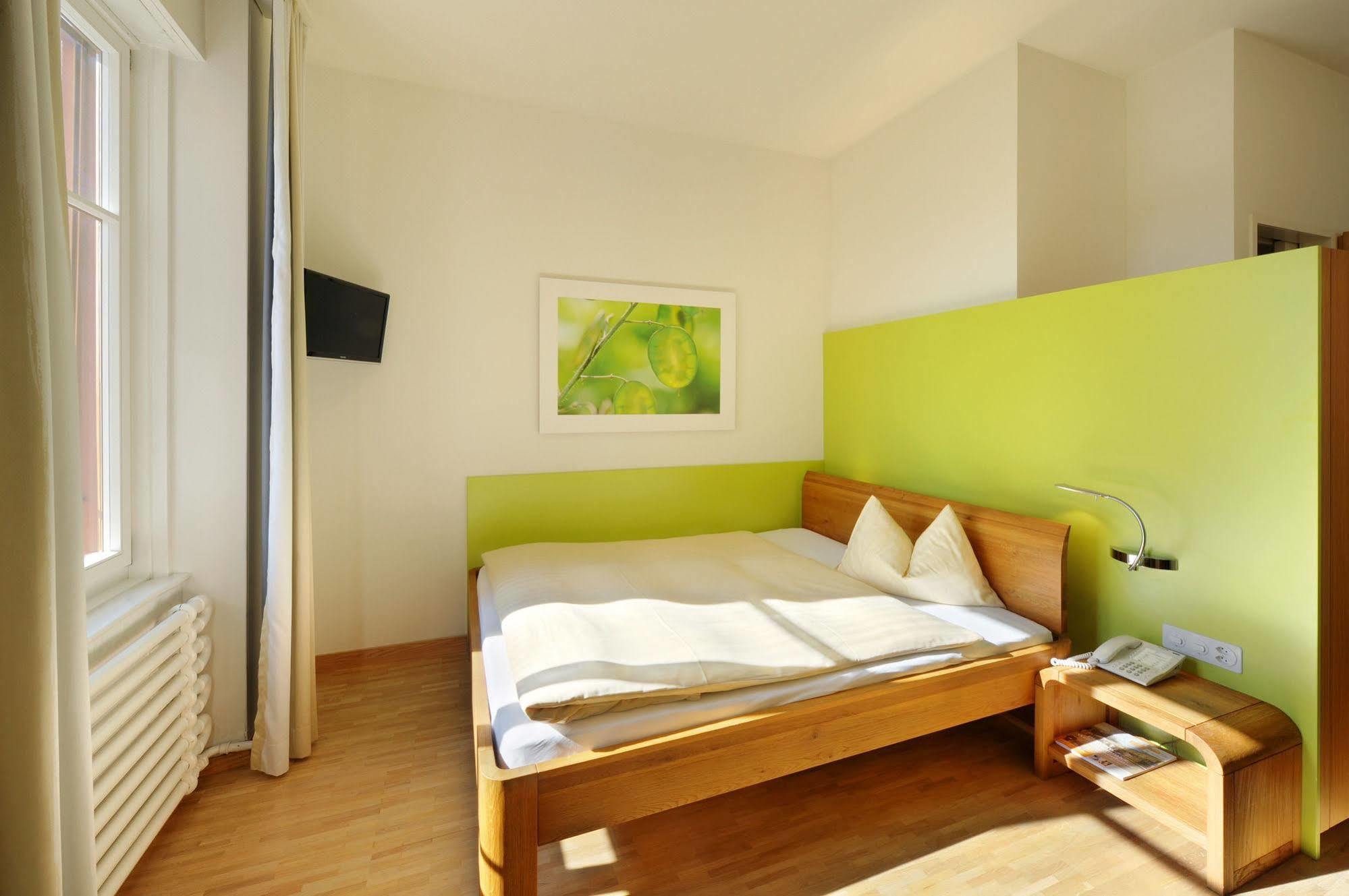 Odelya - Stadthotel Im Park 3* Basel