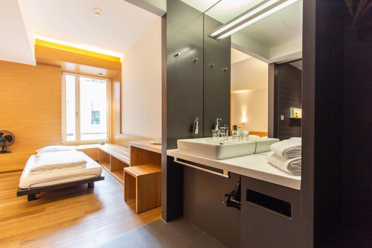 By Hyve Hotel 2*