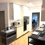Xl City Center Apartment-Contactless Check-In