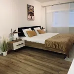 Eine Schoene Wohnung Am Messeplatz