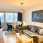 Special Blue Tiger Apartment Basel, Messe Kleinbasel 10-Star