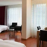 Congress Apartments By Hotel Du Commerce