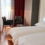 Congress Apartments By Hotel Du Commerce