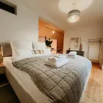 Stilvolle Maisonette Im Herzen Der Stadt