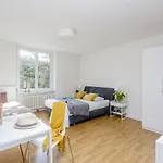 Rent A Home Delsbergerallee - Self Check-In
