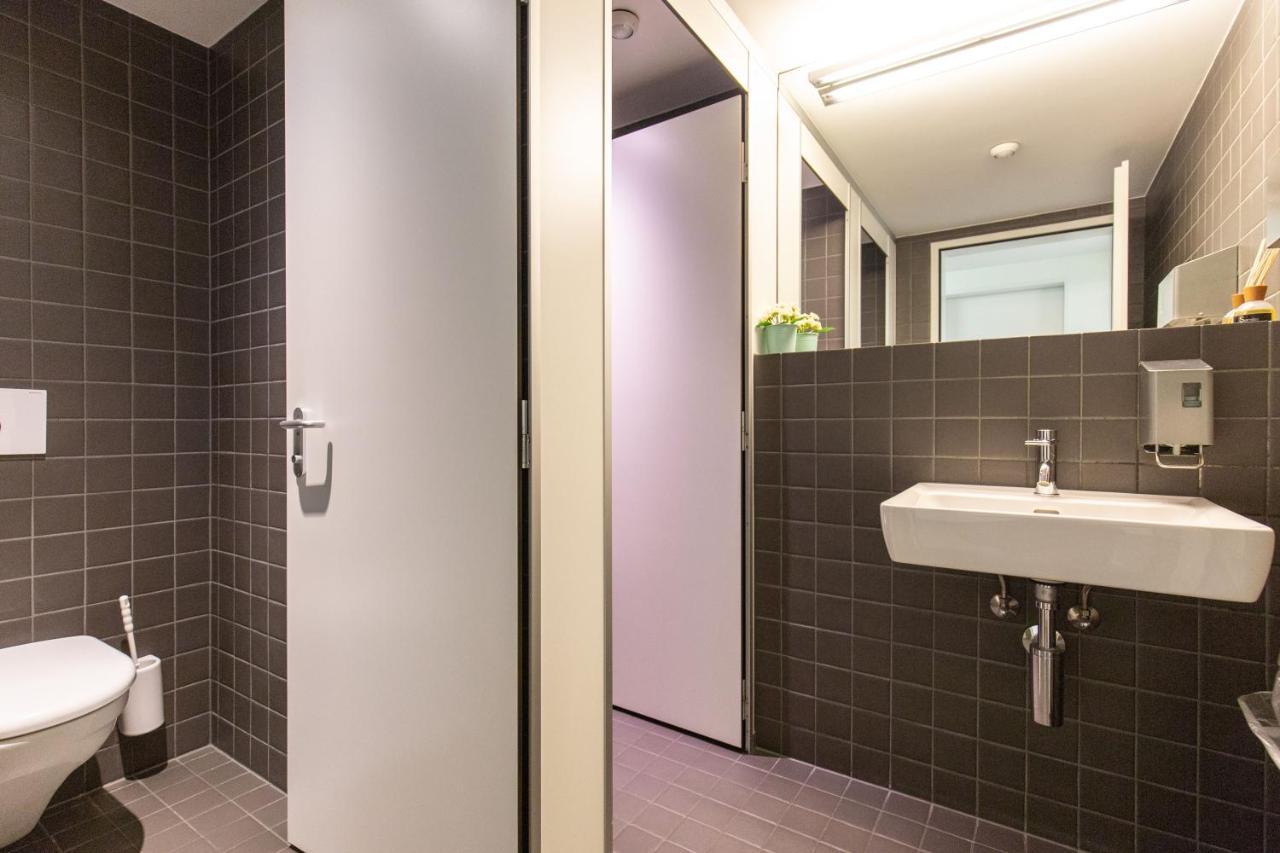 Capsule By Hyve Capsule hotel Basel