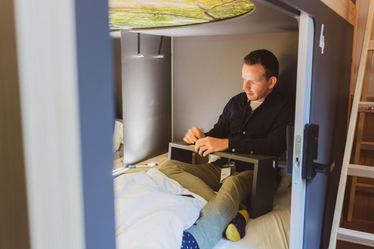 Capsule hotel Capsule By Hyve Basel