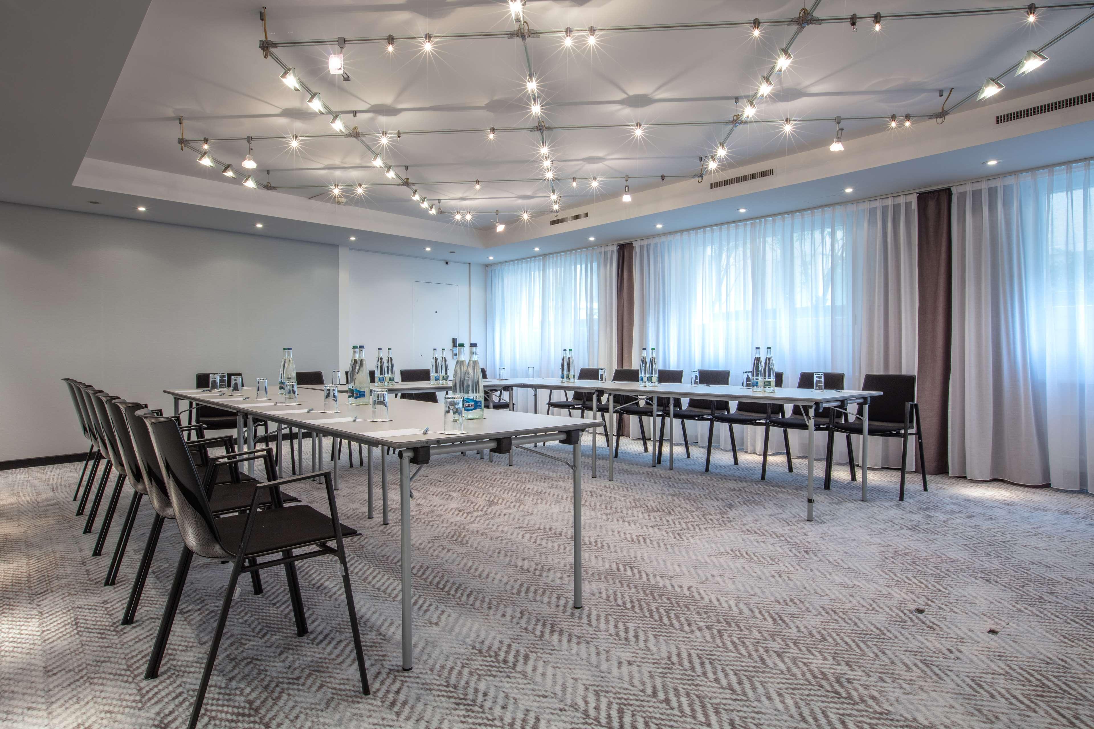 Hotel Radisson Blu, 4*