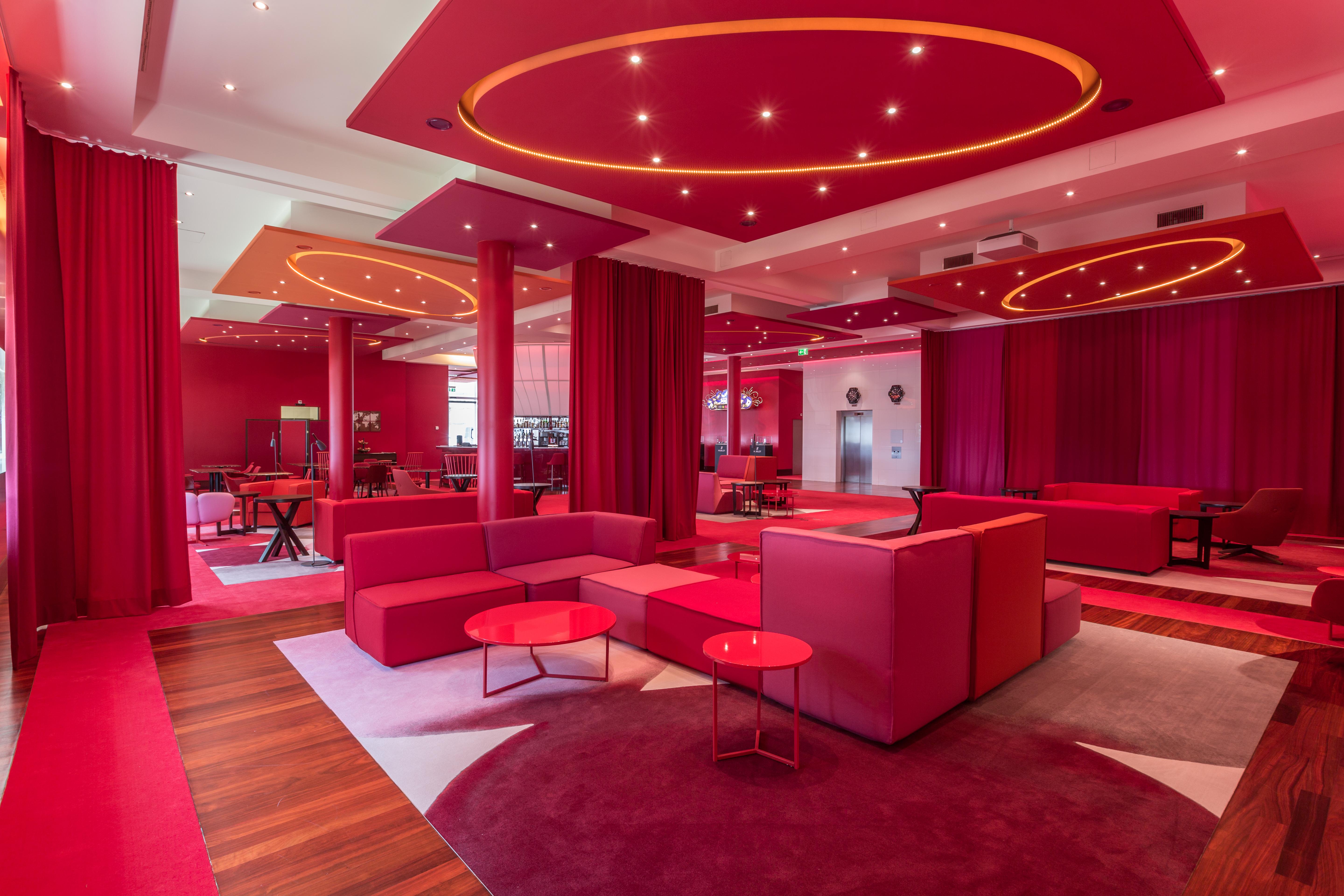 Airport - Convenient & Friendly Hotel 3*