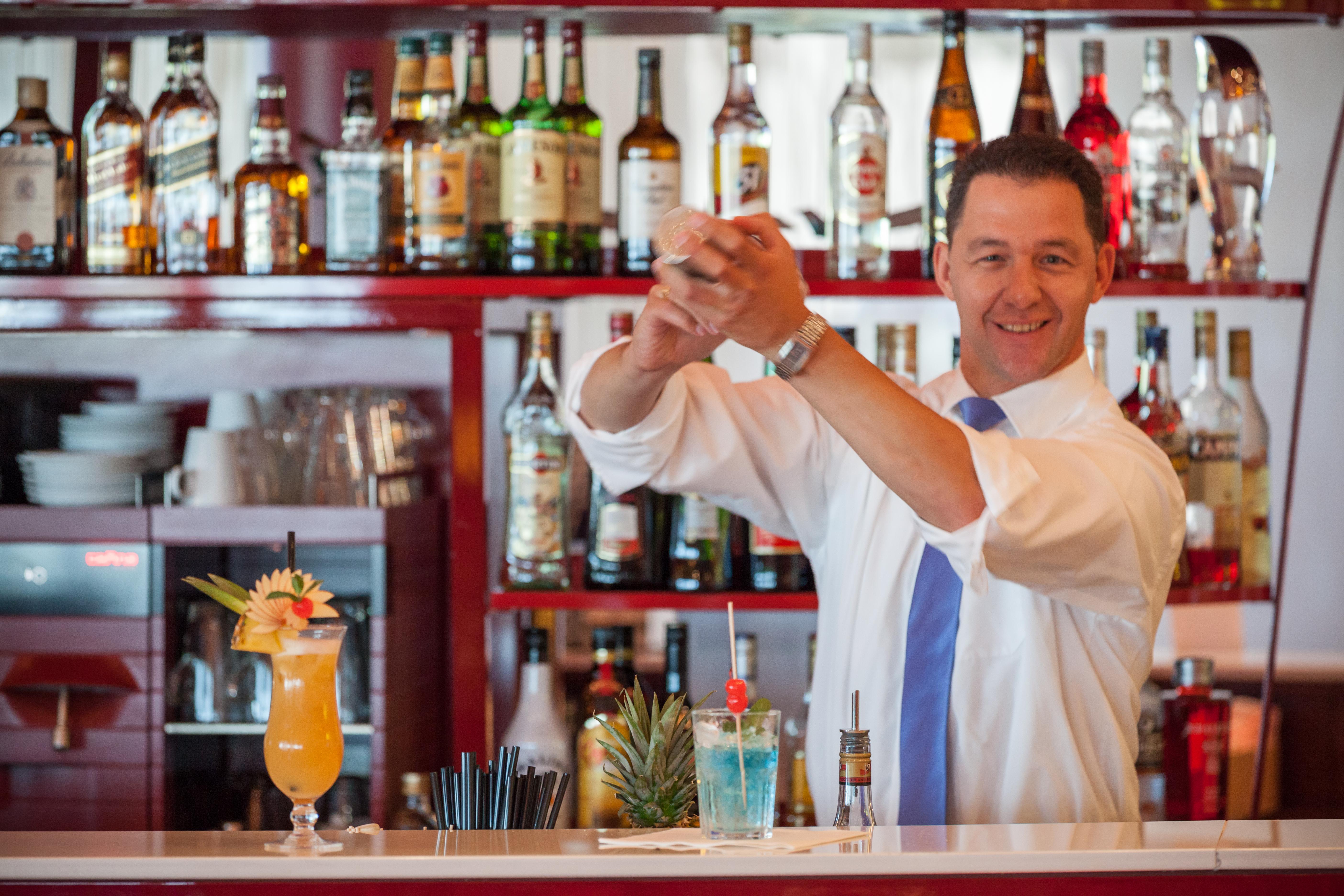 Hotel Airport - Convenient & Friendly Basel