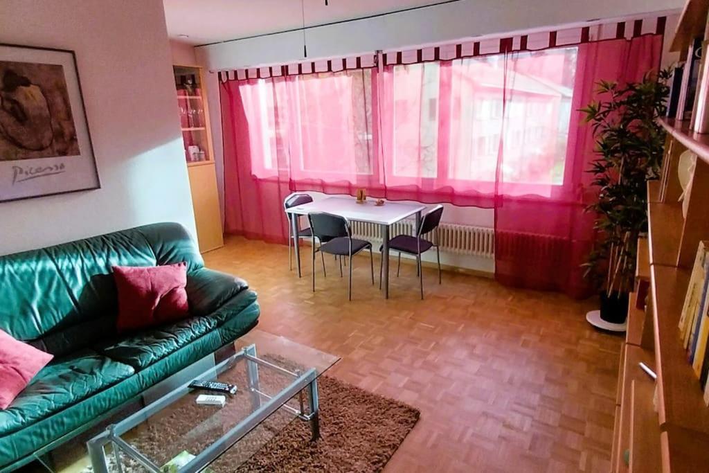 Appartement Im Beliebten Gundeldinger Quartier