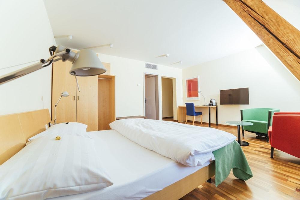 Royal - Urban Living Otel 4*