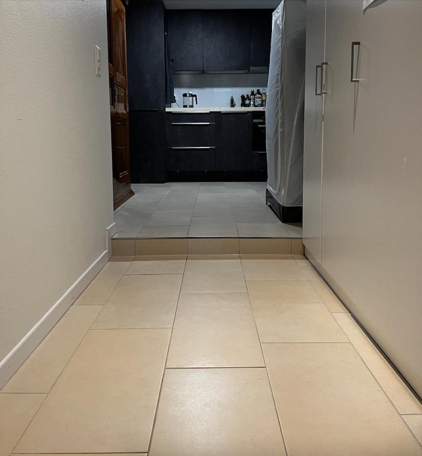 Cozy New Flat 40sqm, Onfront Busstation, 10min To Centre