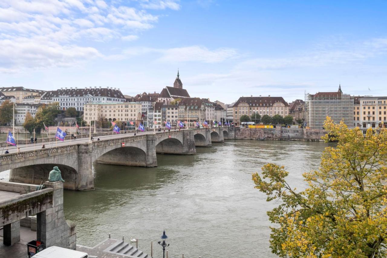 True Basel - Stadtwohnung I Rheinblick Apartment