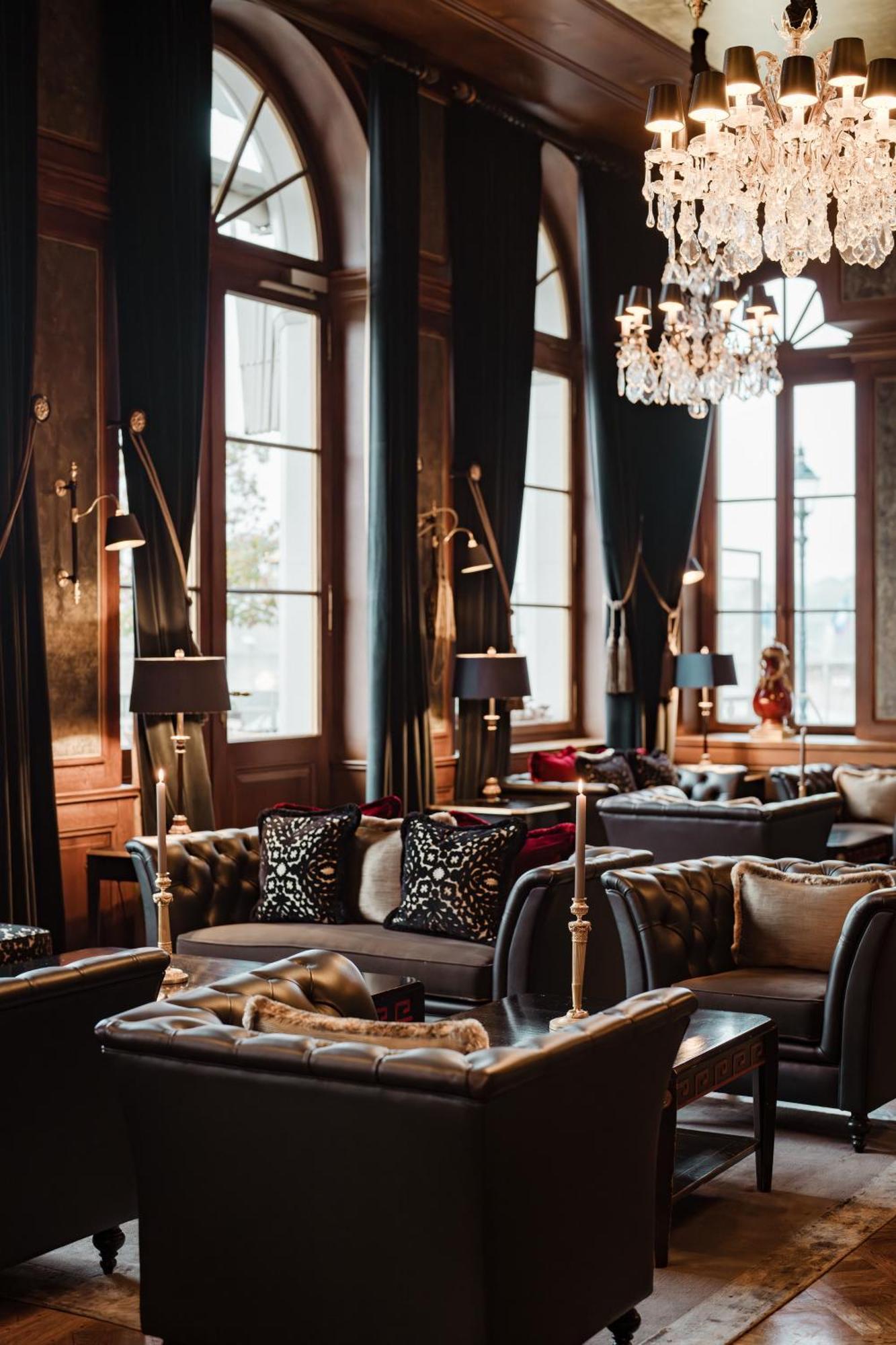 Grand Les Trois Rois 5* Basel