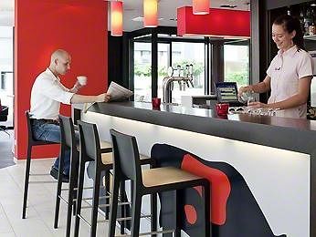 Ibis Bahnhof Hotel Bazel