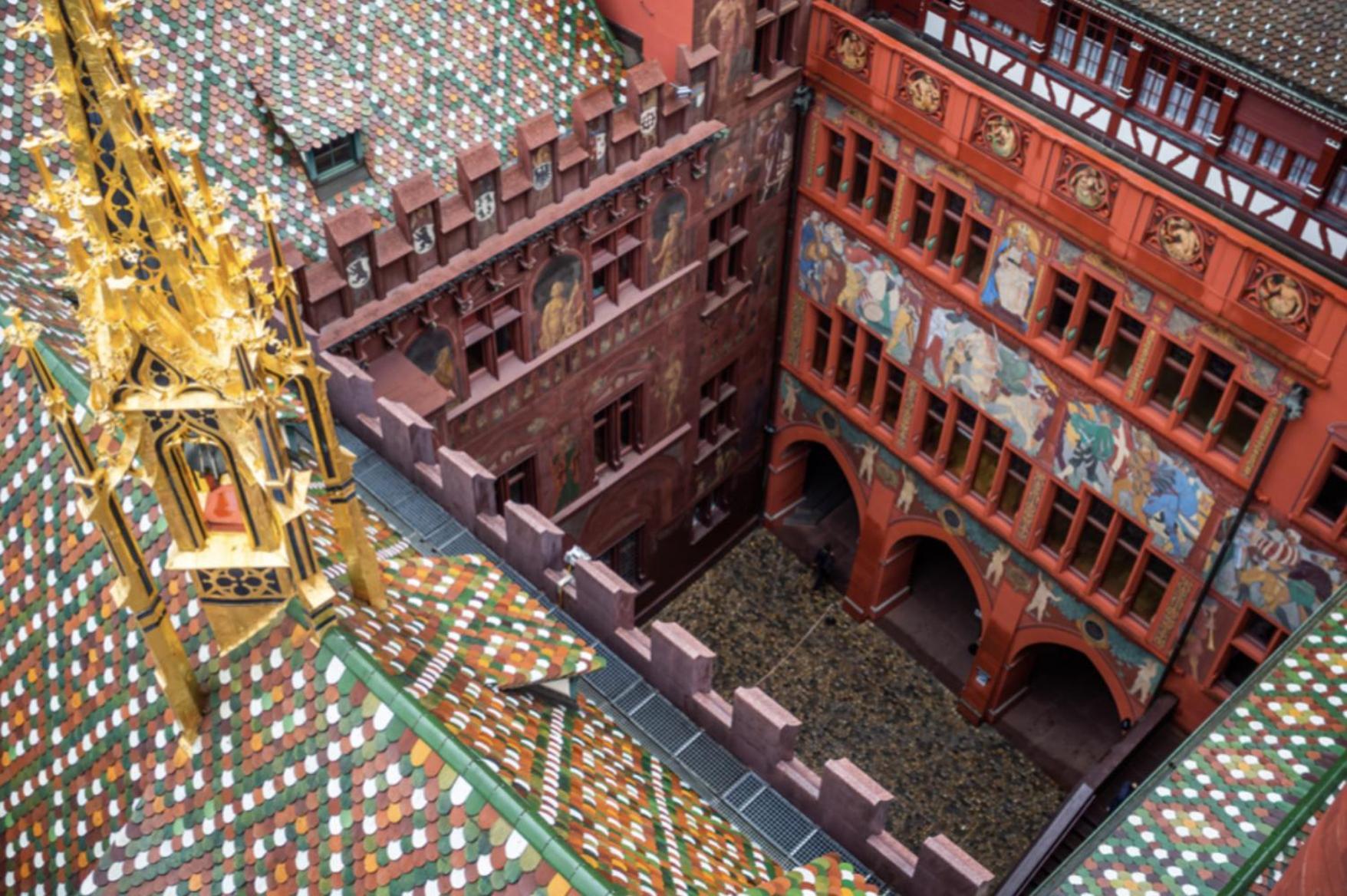 Center Rooftop Balcony-studio At Town Hall * Basel