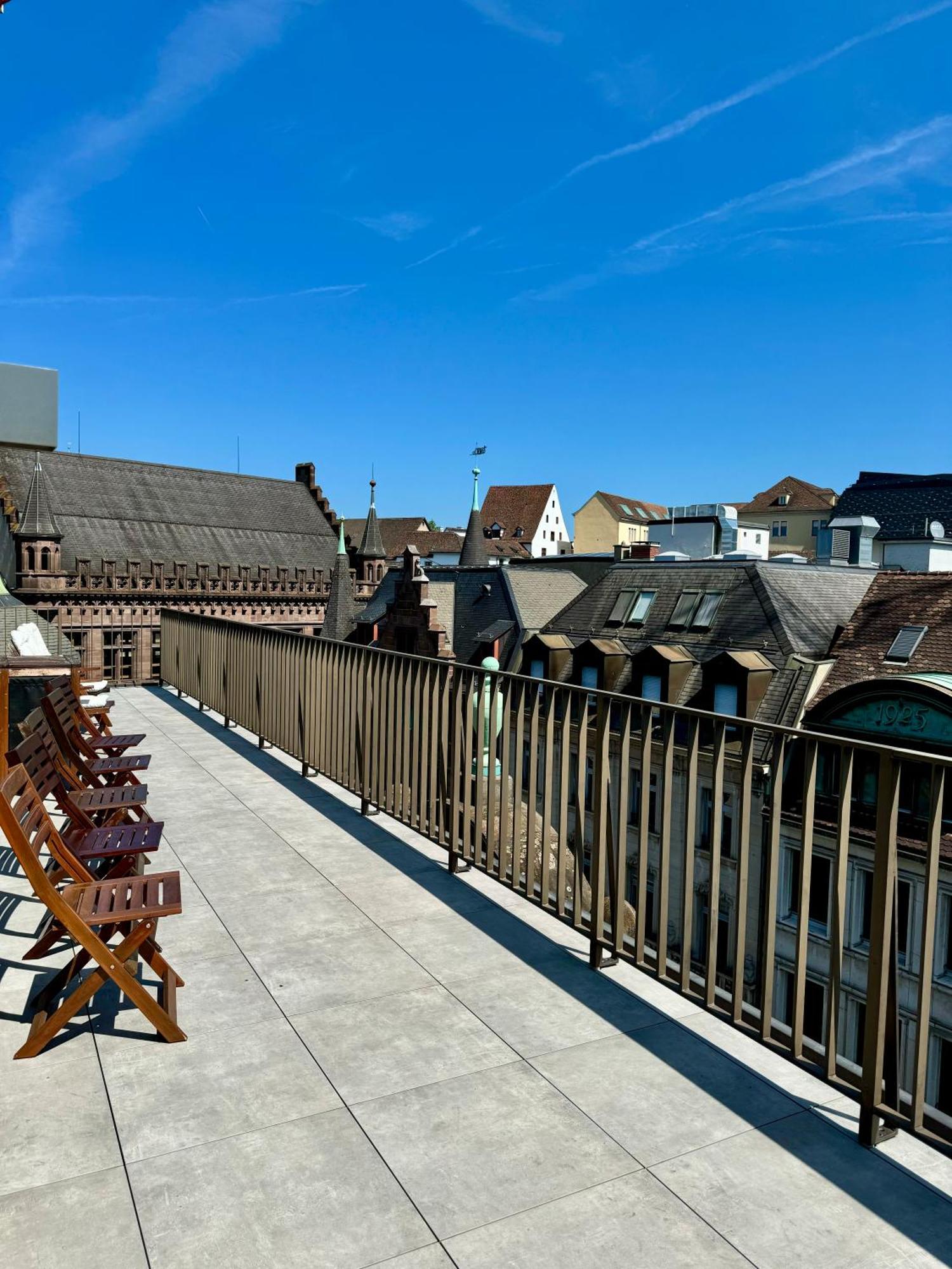 Exclusive Rooftop Duplex Penthouse - 200sqm - 280 Panoramic Views - Downtown *