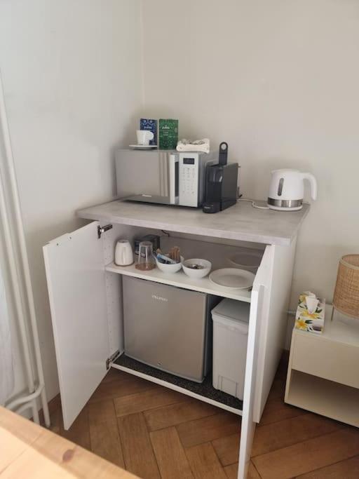 Appartement Tiny 1 Near Uni & Hospital *