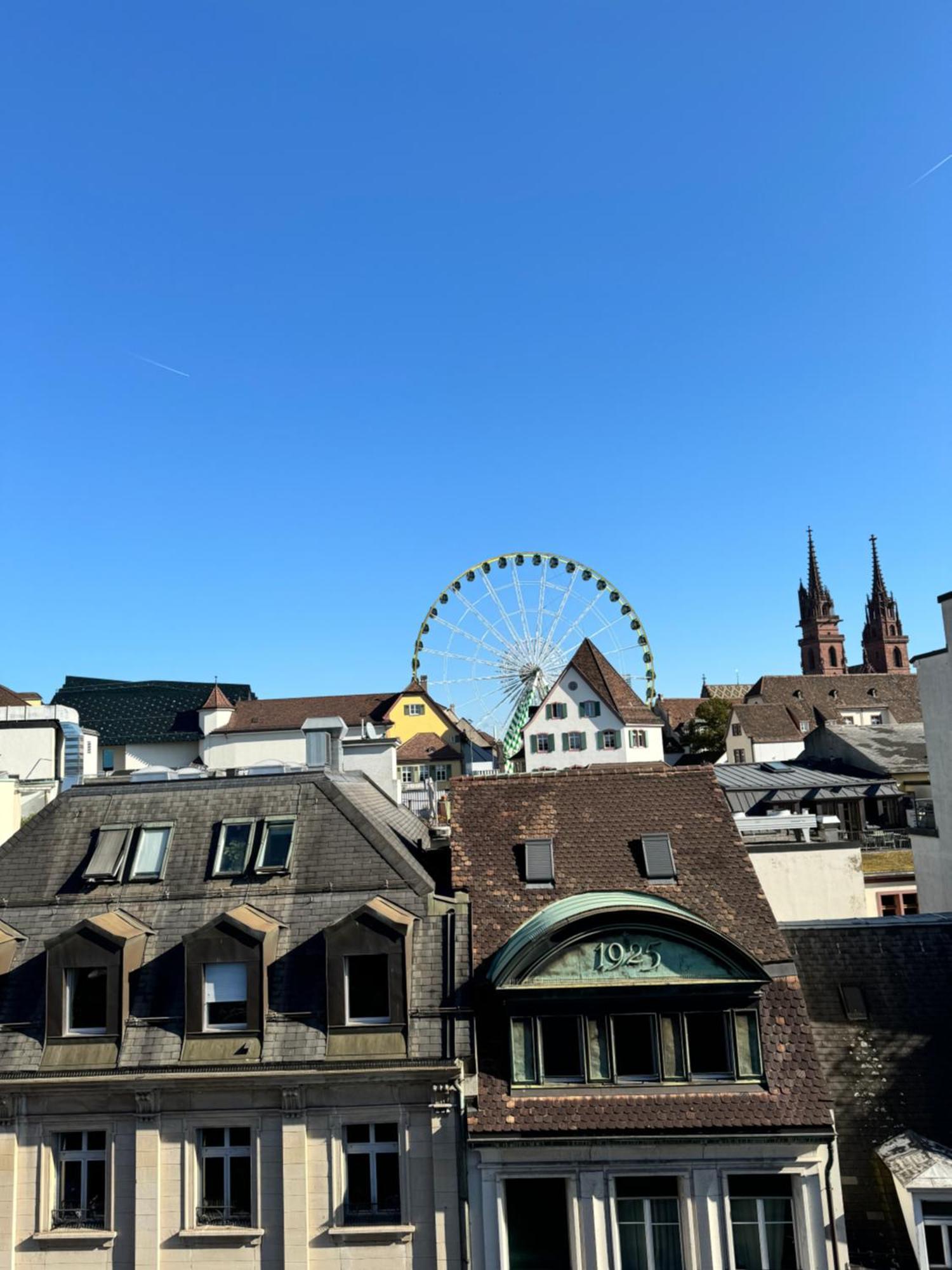 Exclusive Rooftop Duplex Penthouse - 200sqm - 280 Panoramic Views - Downtown Appartement Bazel