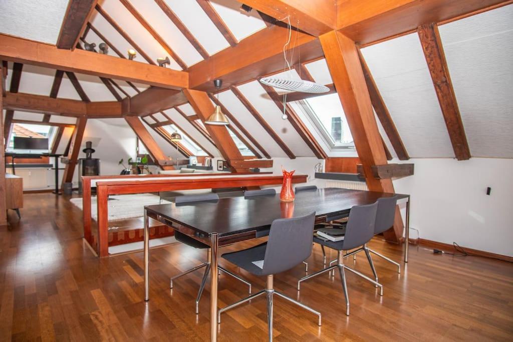 Penthouse In Center With Free Baselcard