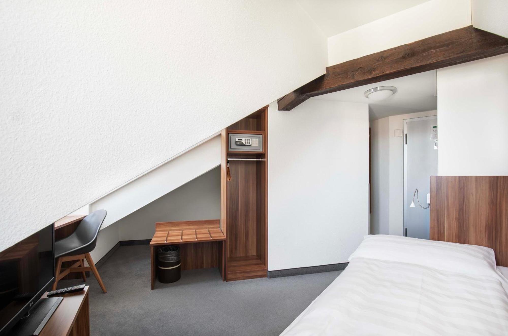 Resslirytti Hotel 3*