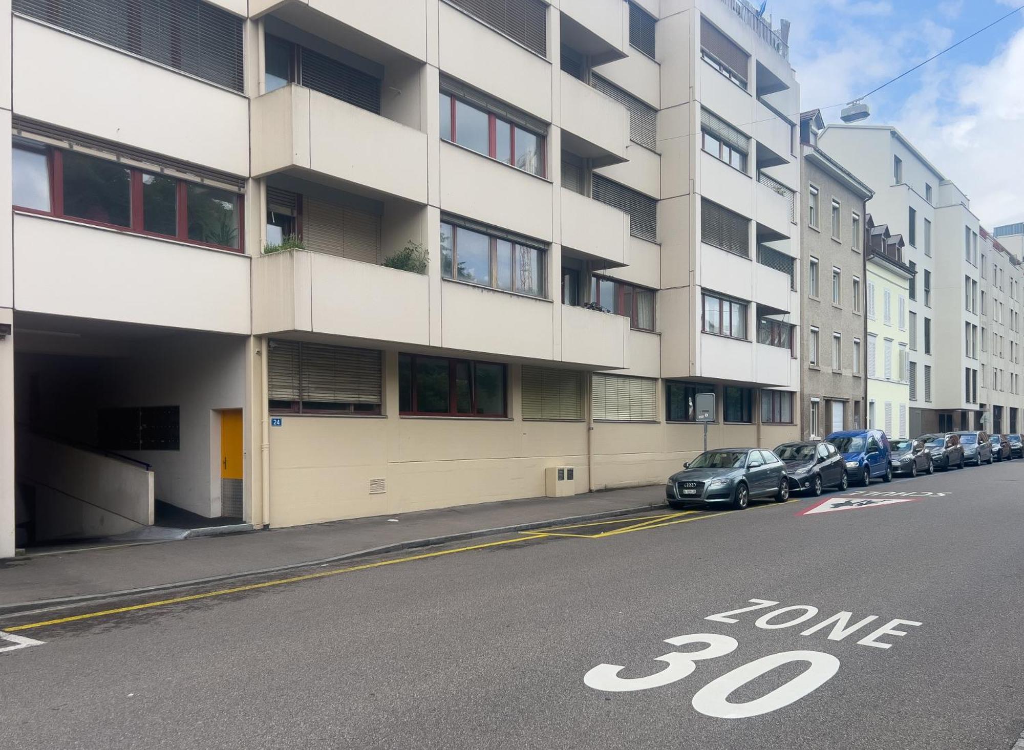 Expo-basel-ch Apt, Amazon Prime Video, Wifi, Coffee & Tee, Popcorn, Kitchen *