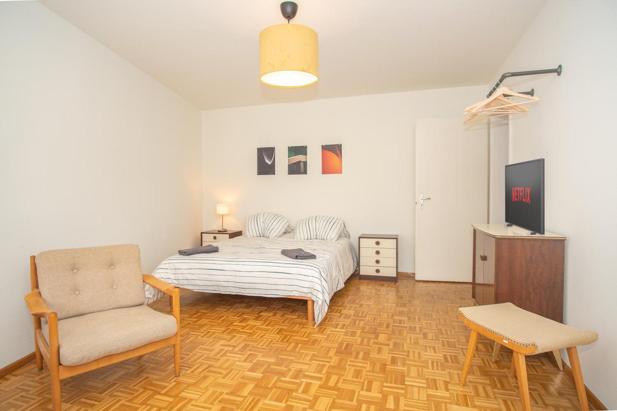 Modern 3-bedroom In Centre Basileia