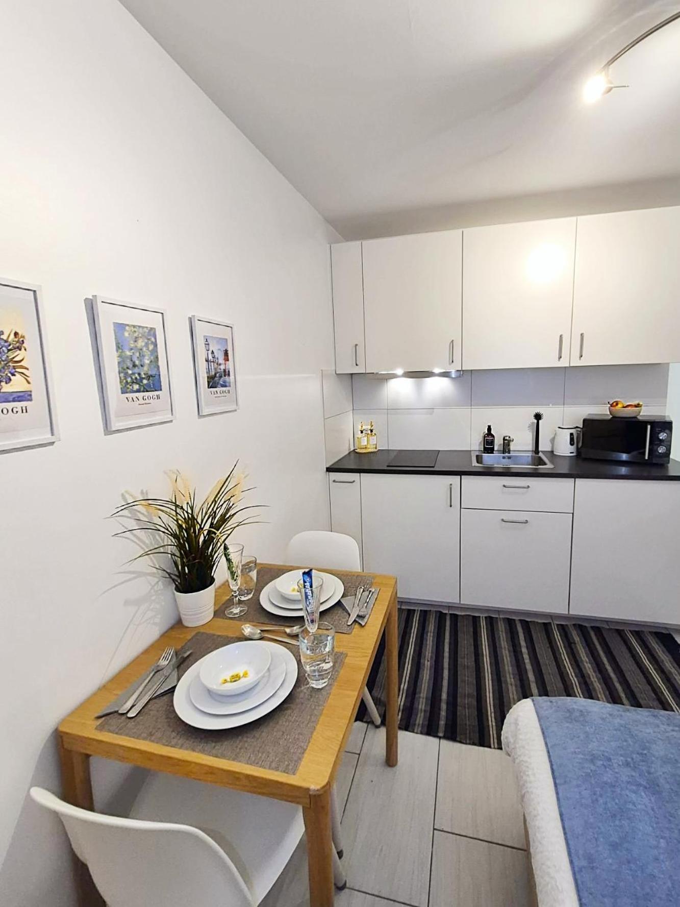 Apartment Baseliving - Near Esc - Bahnhof Sbb - St Jakob *