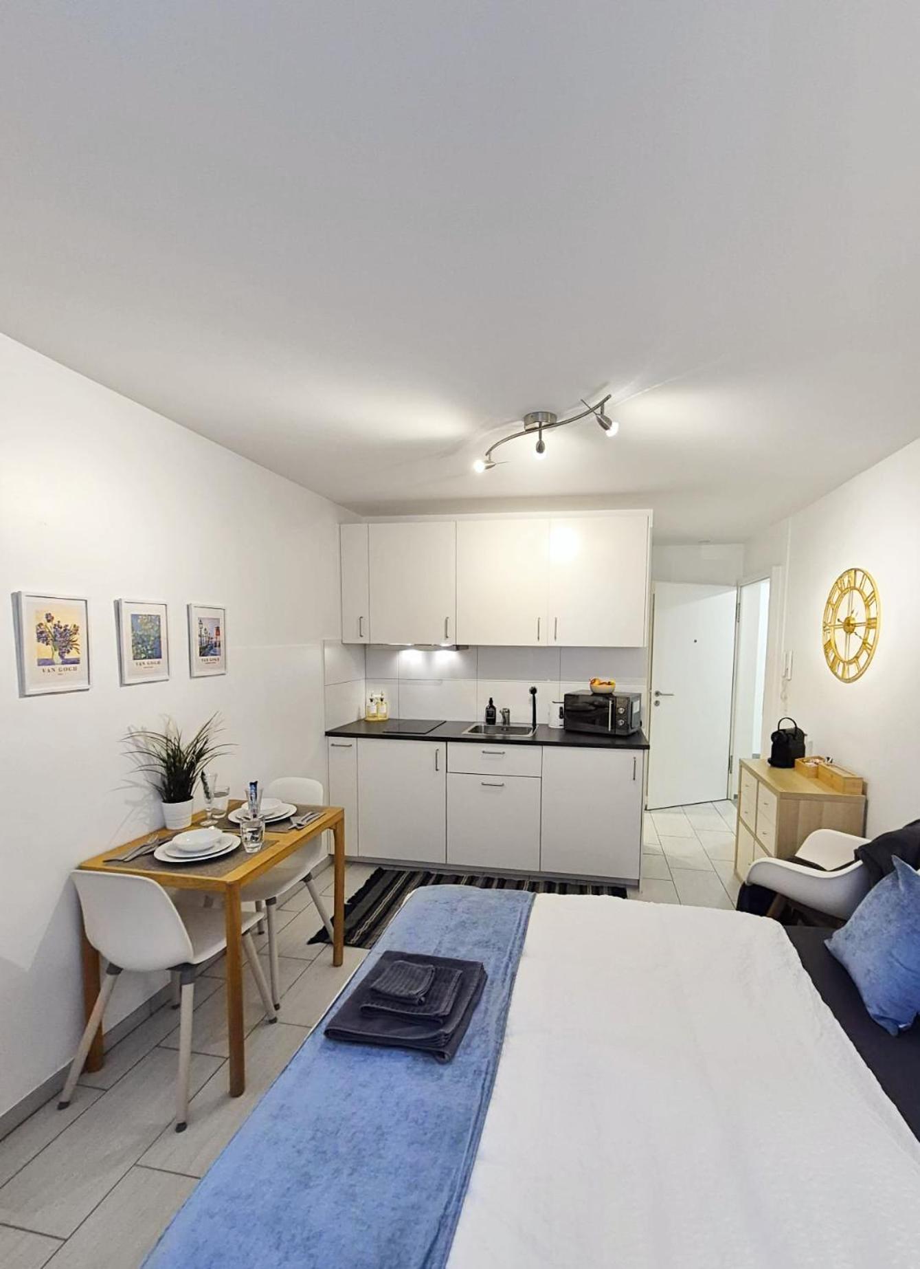 Baseliving - Near Esc - Bahnhof Sbb - St Jakob Apartment Basel