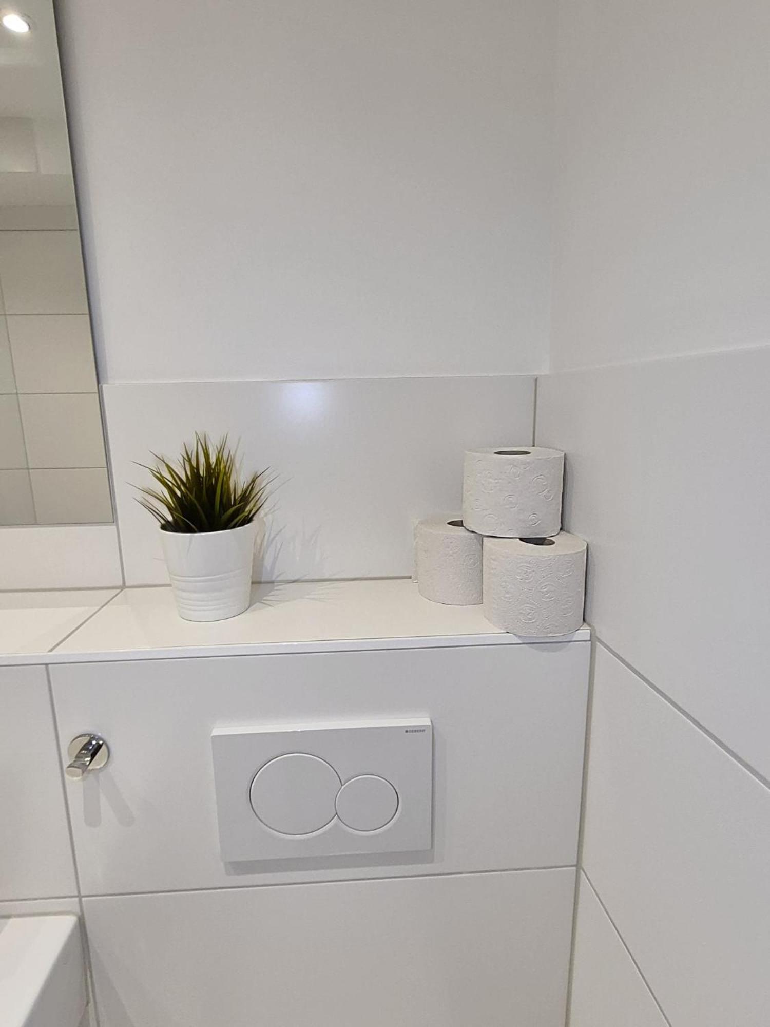 Baseliving - Near Esc - Bahnhof Sbb - St Jakob Apartment