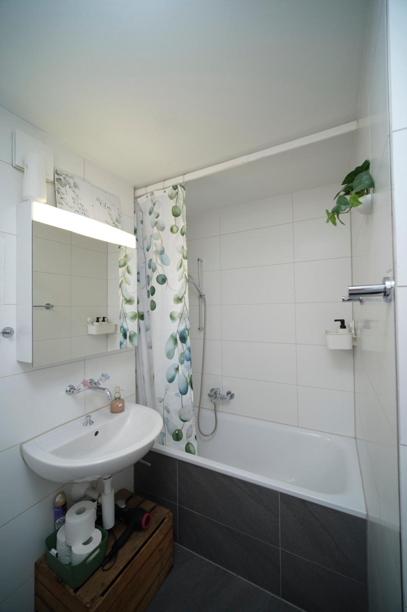 Doppelzimmer In Der Naehe Des Flusses Und Stadions Basel