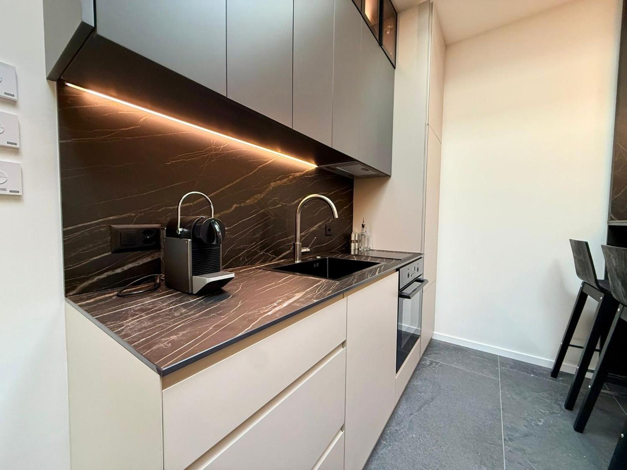 Aparthotel Luxe Living Basel-city