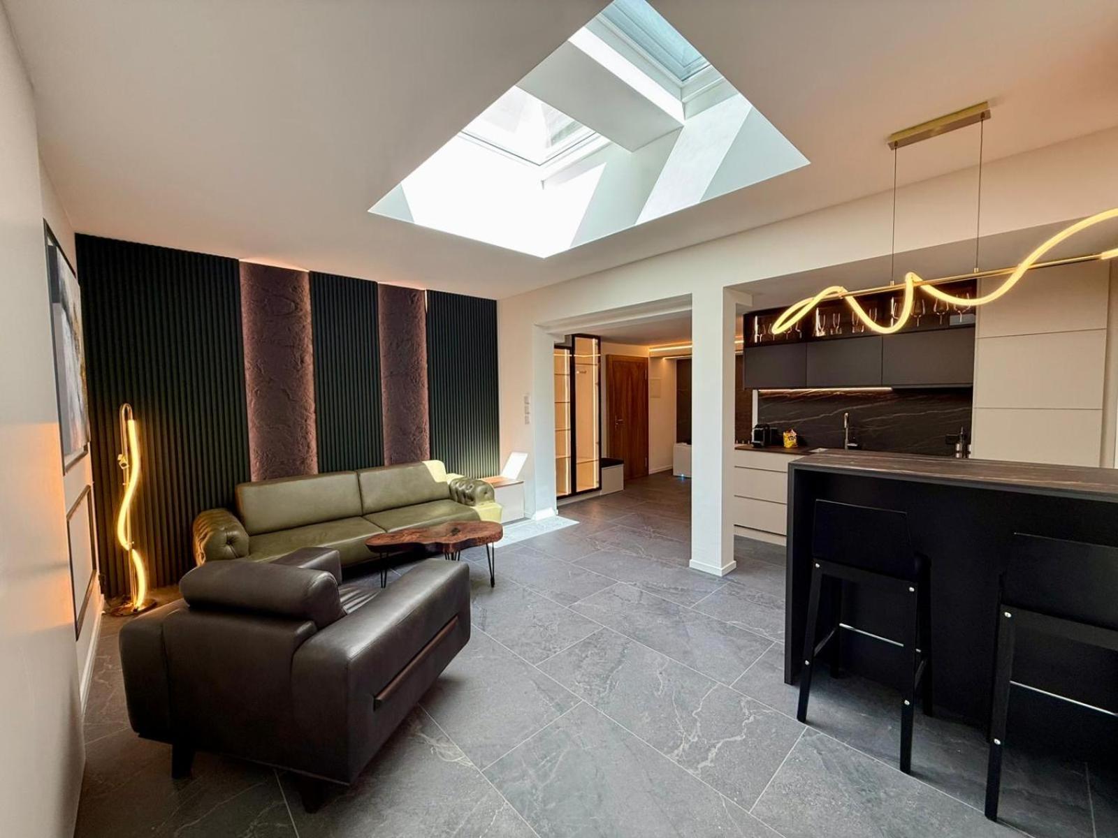 Aparthotel Luxe Living Basel-city