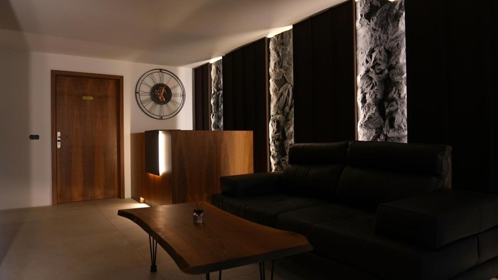Aparthotel Luxe Living Basel-city