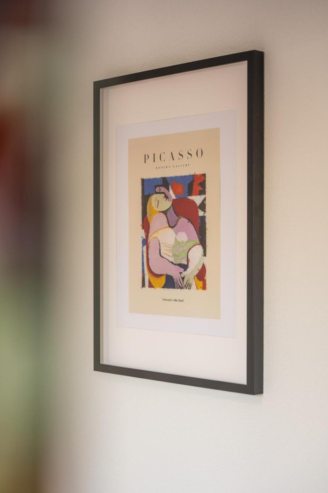 Special Trio Picasso Basel, Bahnhof Grossbasel 10-star