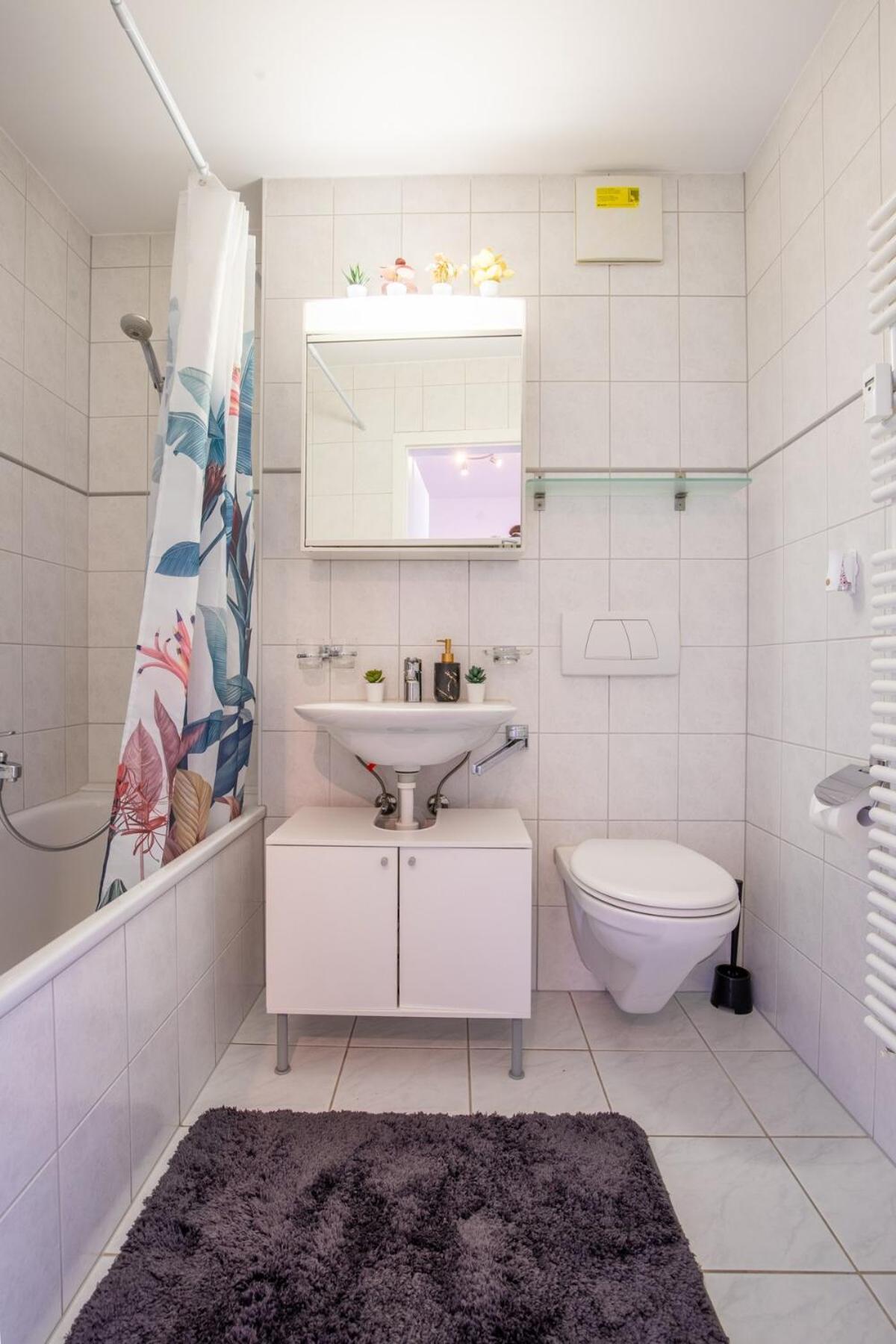 Special Trio Picasso Basel, Bahnhof Grossbasel 10-star Apartment *