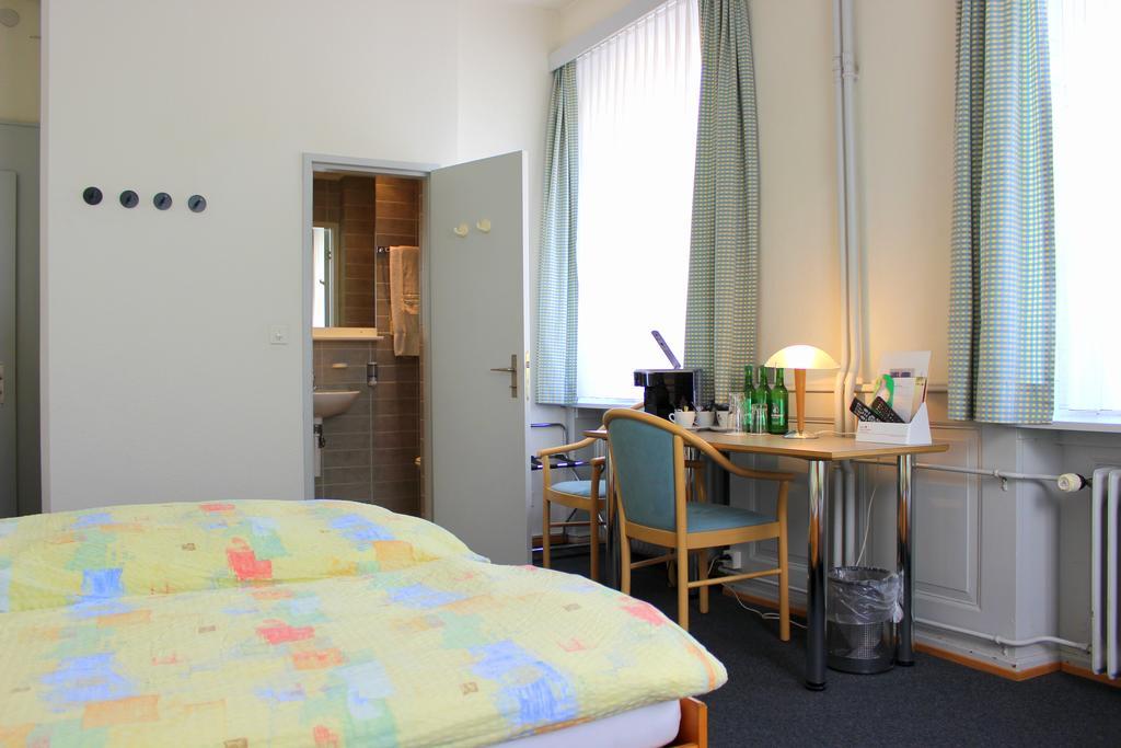 Muenchnerhof Otel 2*