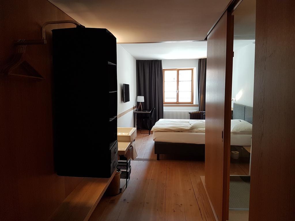 East West Hotel